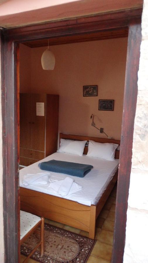 Akrotainaritis Rooms ييروميلين المظهر الخارجي الصورة