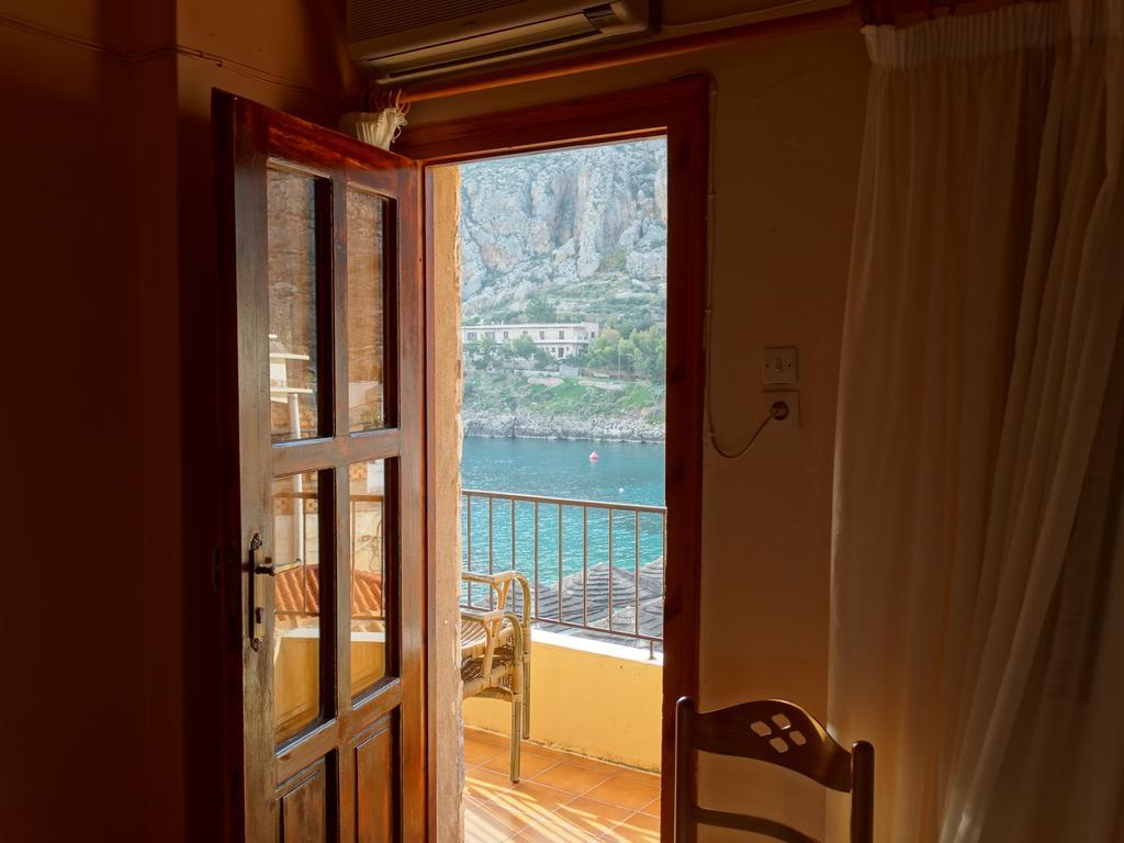 Akrotainaritis Rooms ييروميلين الغرفة الصورة